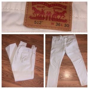 White Levi’s men’s